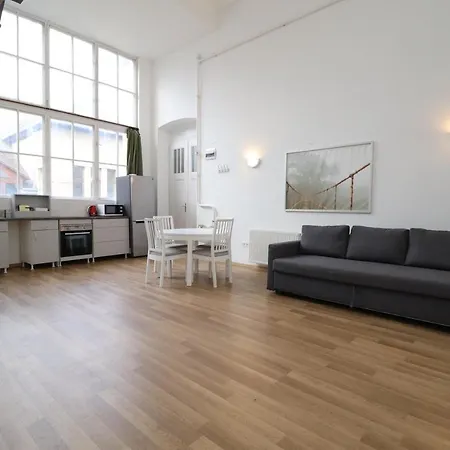 New A In Kiraly Street 106 Apartment